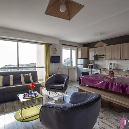 4-6 Personnes Avec Balcon Vue Et Parking - Fr-1-825-10 *